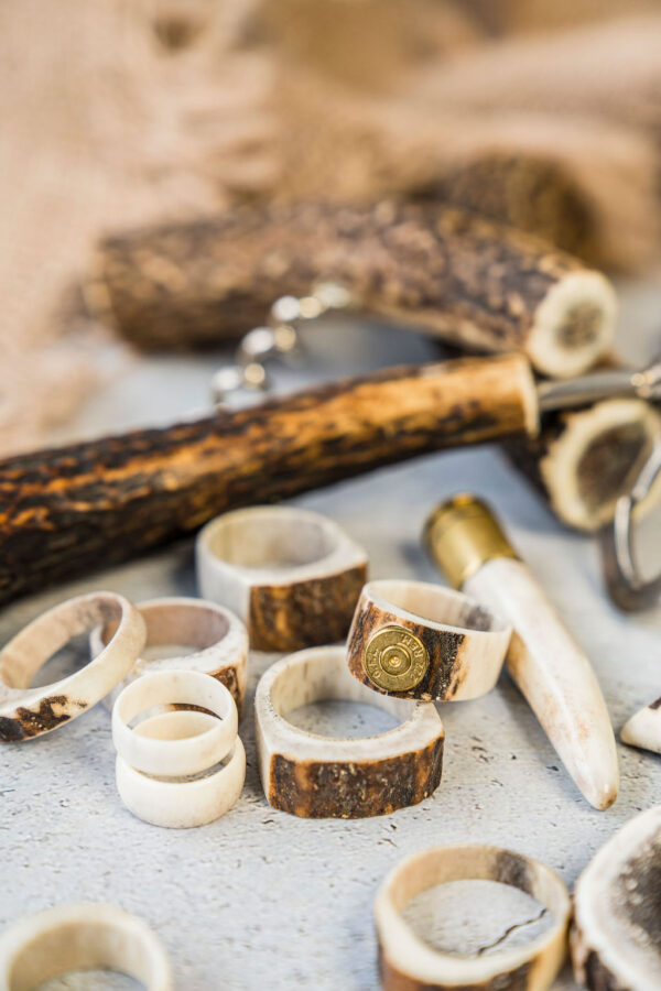 Deer antler workshop in Russian, for 1 hour with ticket